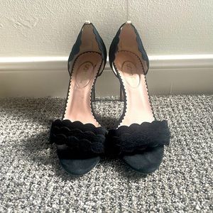 SJP scalloped heels size 36 1/2. Worn a few times by one owner.